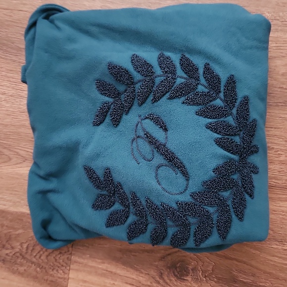 PINK 💚Victoria's Secret Forrest Green Hoodie and Shorts Set - Picture 9 of 9